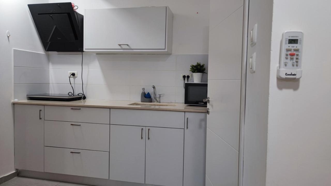 Studio Apartment 12 Minutes From Bahai'S Garden حيفا المظهر الخارجي الصورة